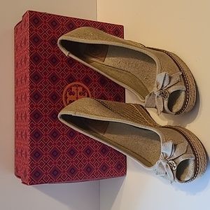Tory Burch Linen Espadrille size 7